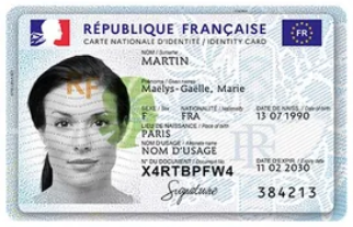 Carte nationale d’identité française analysée par la plateforme RESOCOM